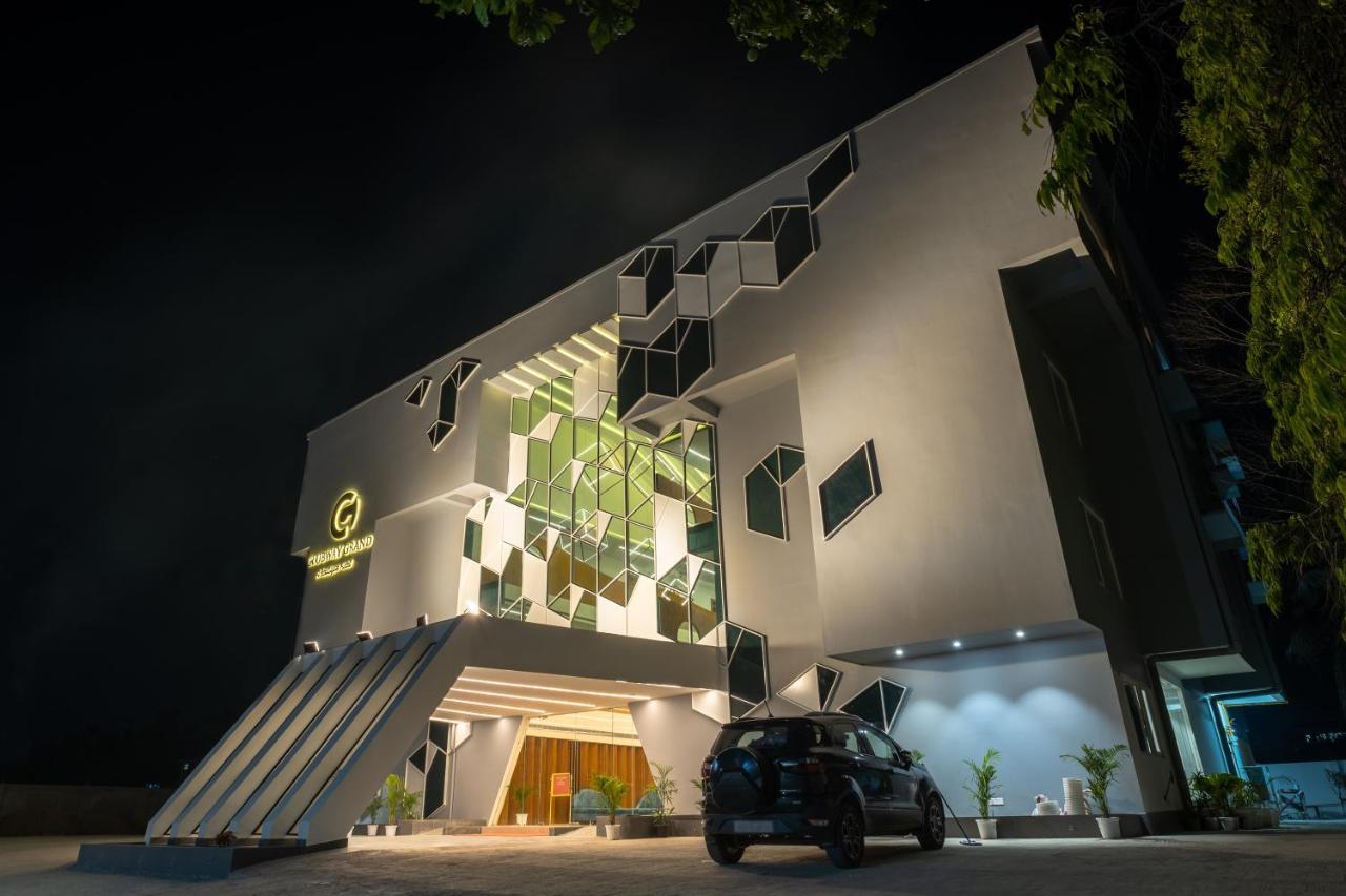 Jorhāt Clubway Grand A Boutique Hotel מראה חיצוני תמונה
