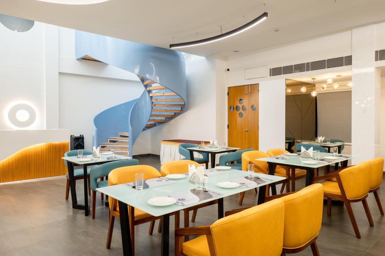 Jorhāt Clubway Grand A Boutique Hotel מראה חיצוני תמונה
