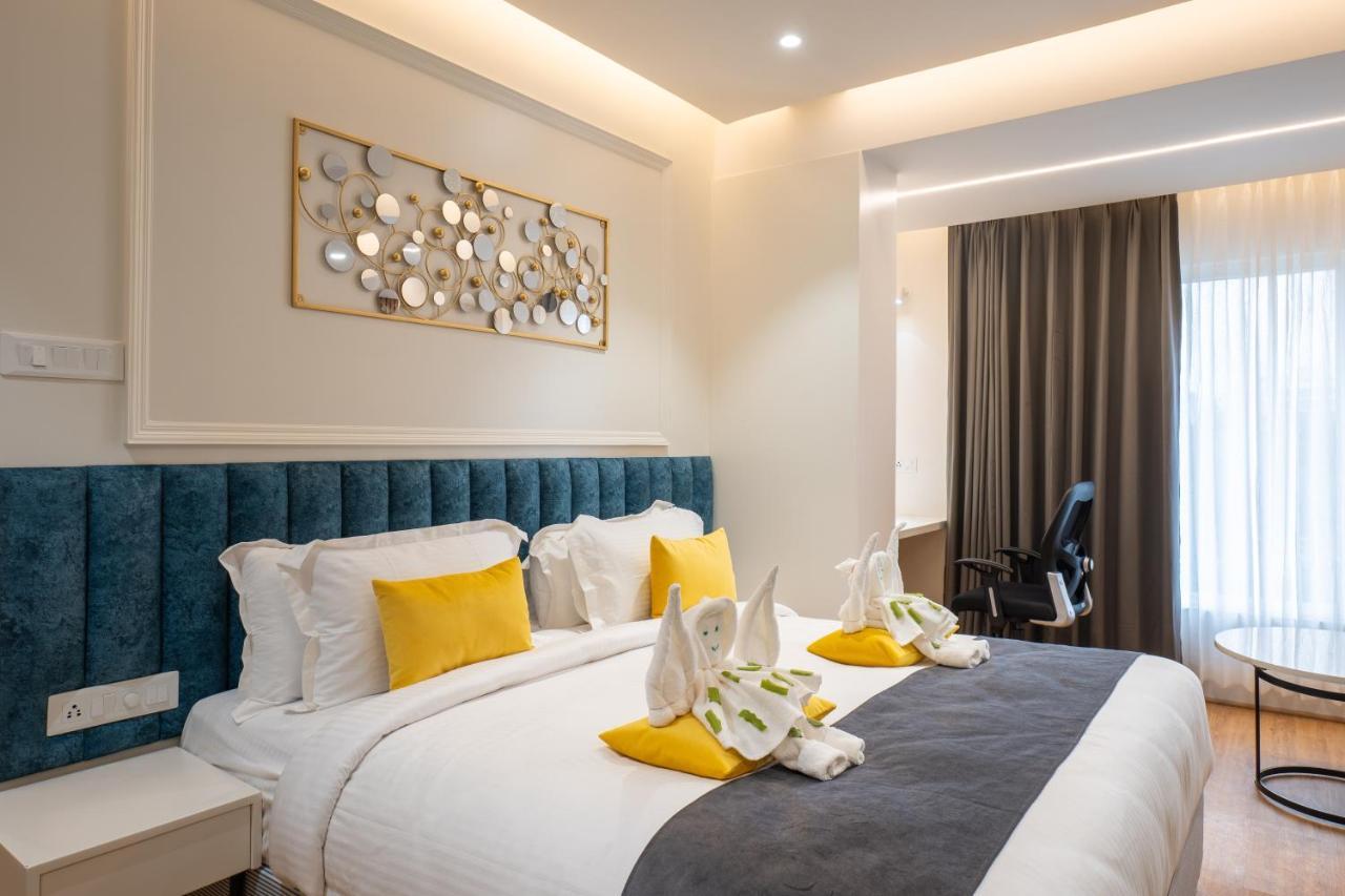 Jorhāt Clubway Grand A Boutique Hotel מראה חיצוני תמונה