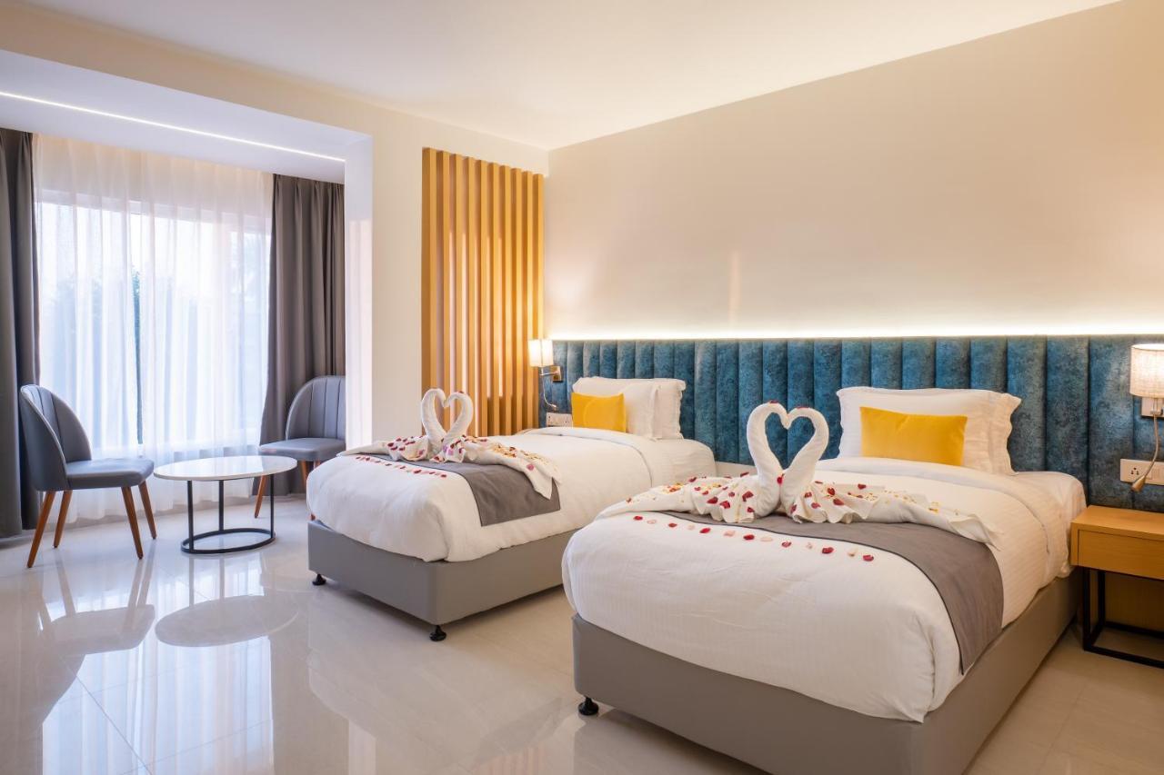 Jorhāt Clubway Grand A Boutique Hotel מראה חיצוני תמונה