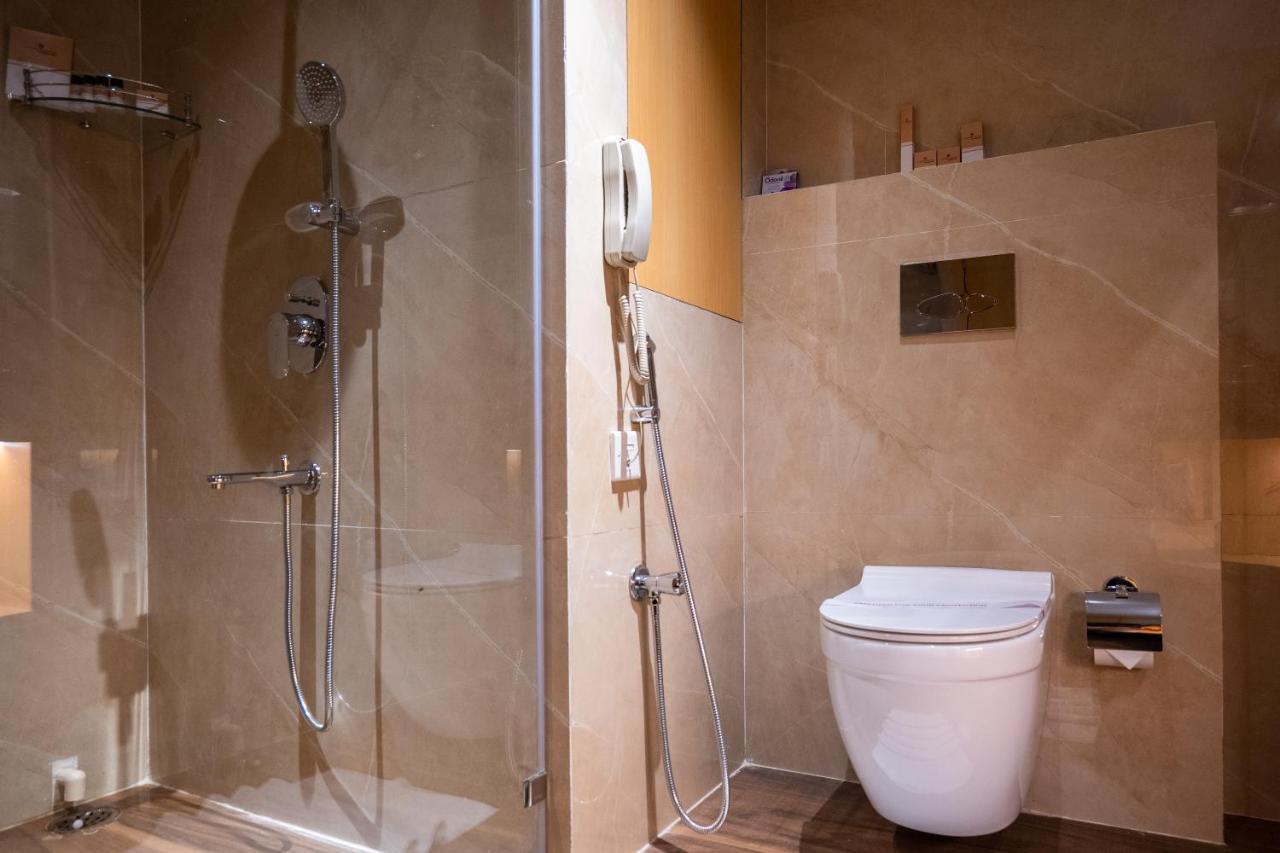Jorhāt Clubway Grand A Boutique Hotel מראה חיצוני תמונה