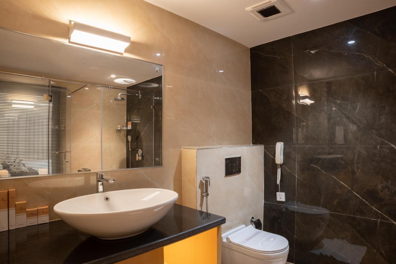 Jorhāt Clubway Grand A Boutique Hotel מראה חיצוני תמונה