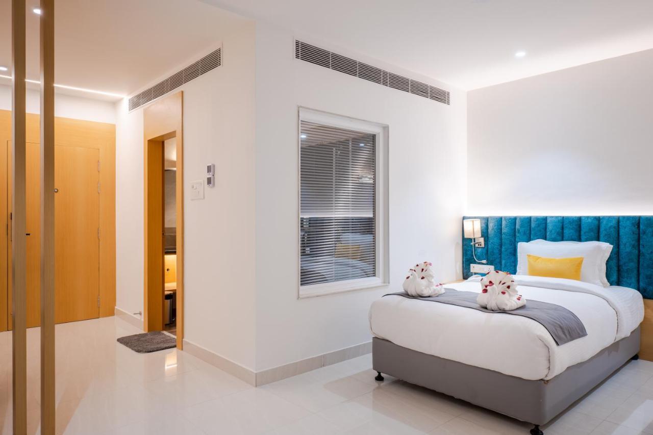 Jorhāt Clubway Grand A Boutique Hotel מראה חיצוני תמונה
